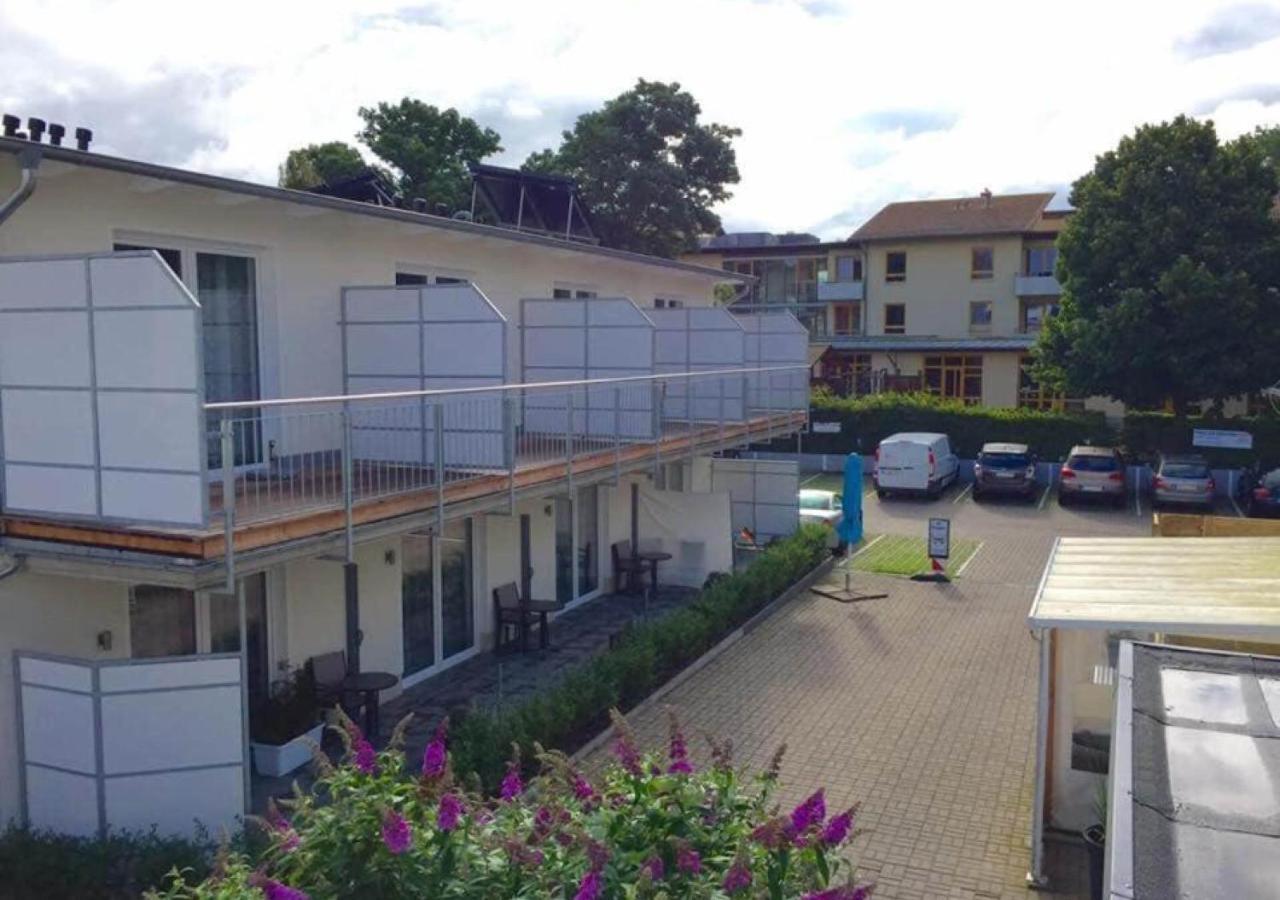 Hotel Zur Traube Kuehlungsborn Exterior photo
